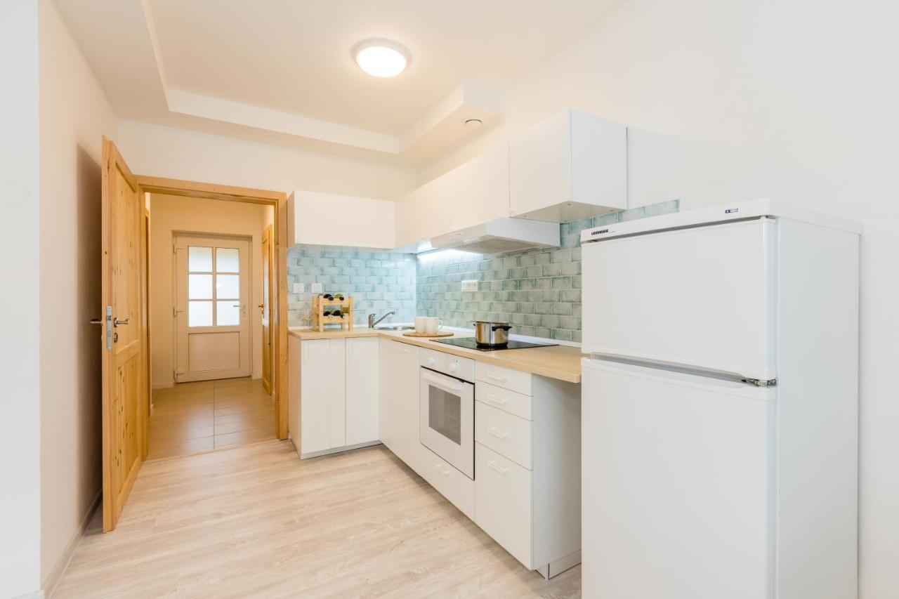 Apartmany Jedovary Trhové Sviny Buitenkant foto
